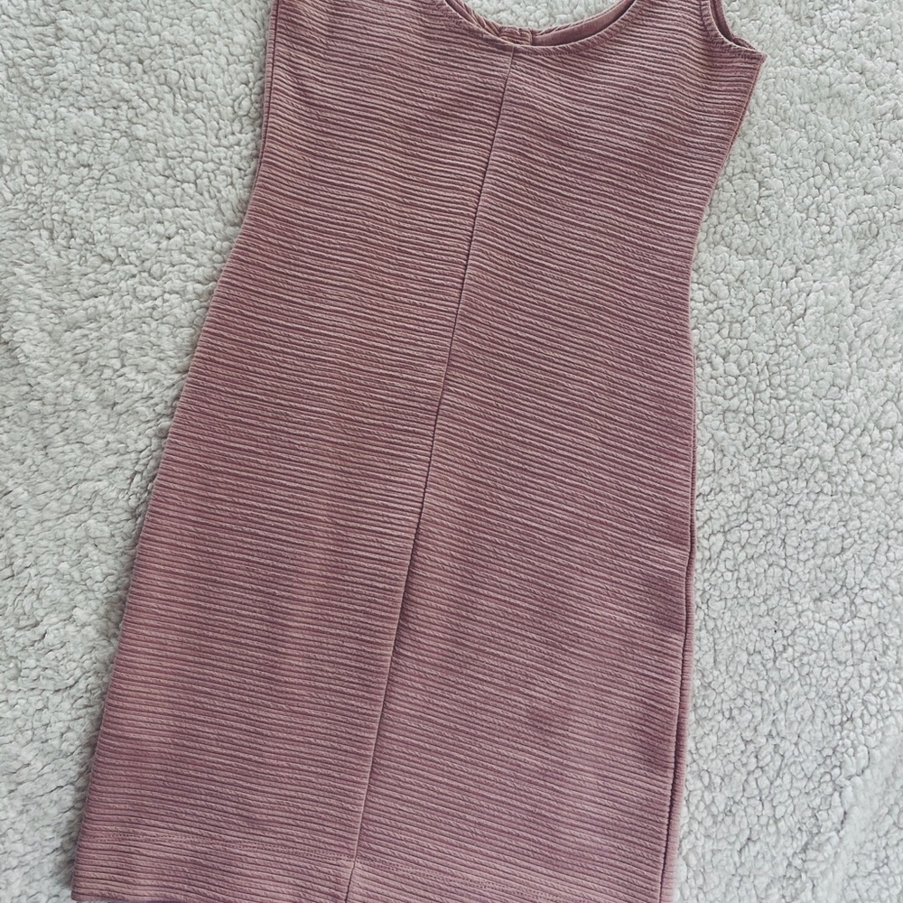 Pink Ribbed Dress🌷 - Picture 8 of 8